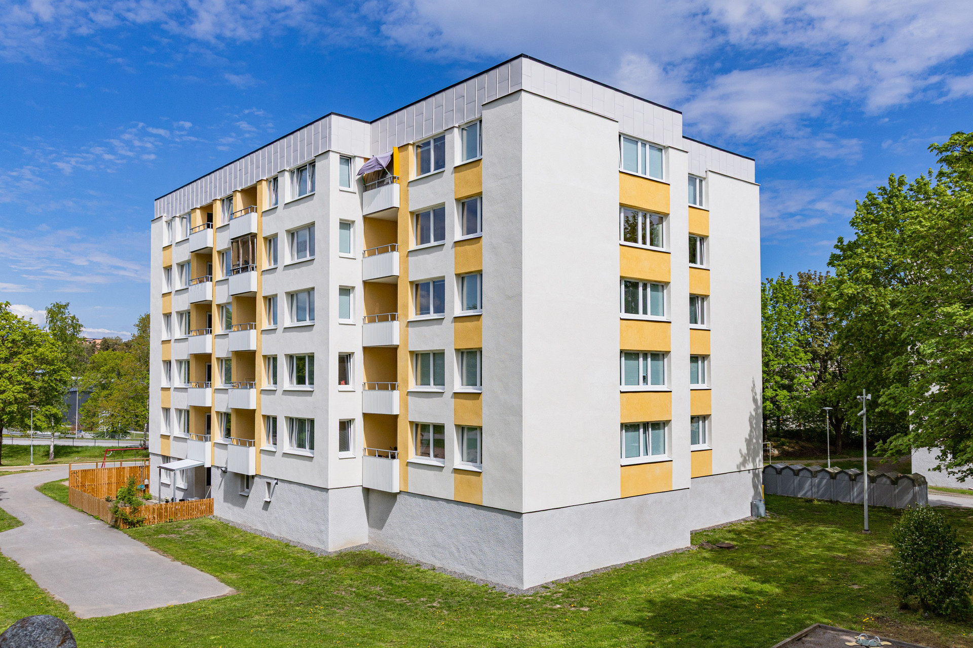 Vallhornsvägen 4, 142 32, Skogås
