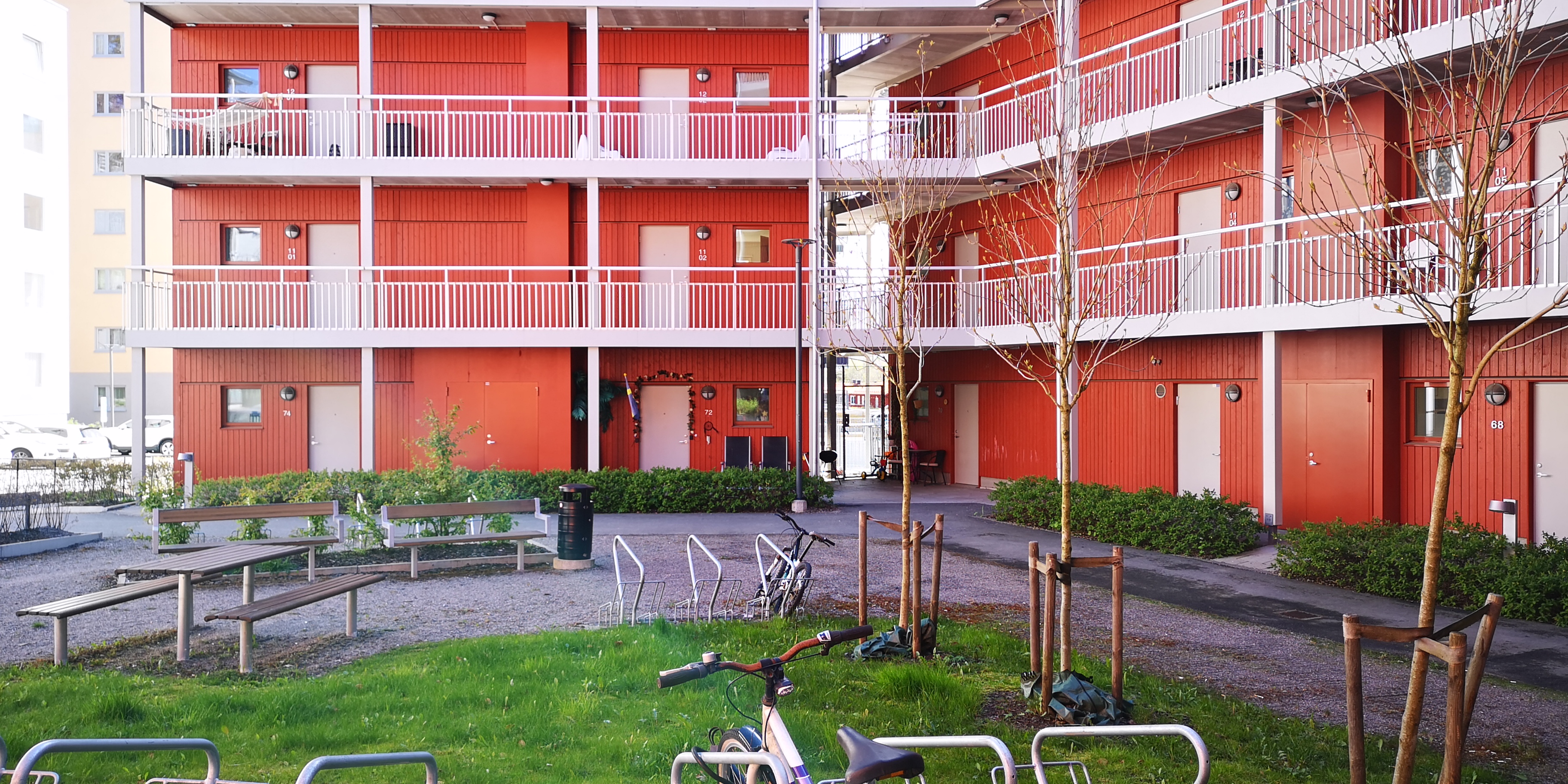 Småbrukets backe 72 i Huddinge